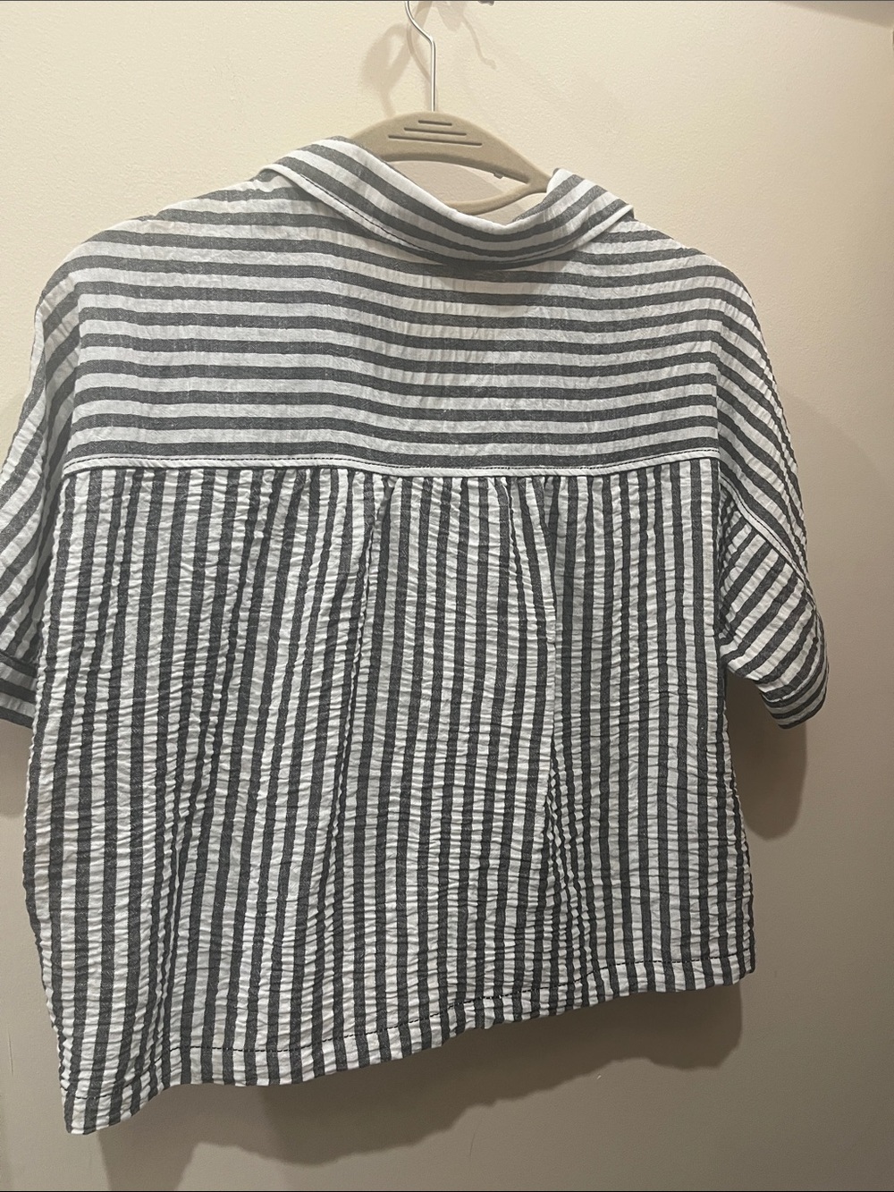Max Studio Black and White Striped Short-Sleeve Button Shirt - Picture 5 of 5